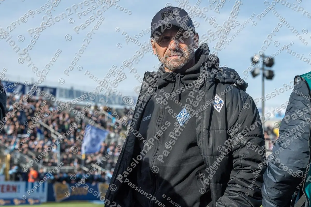 M60WM_20200208_0124-2