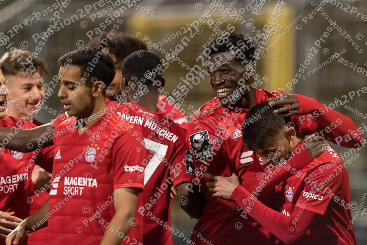 FCBIIHFC_20200217_0247