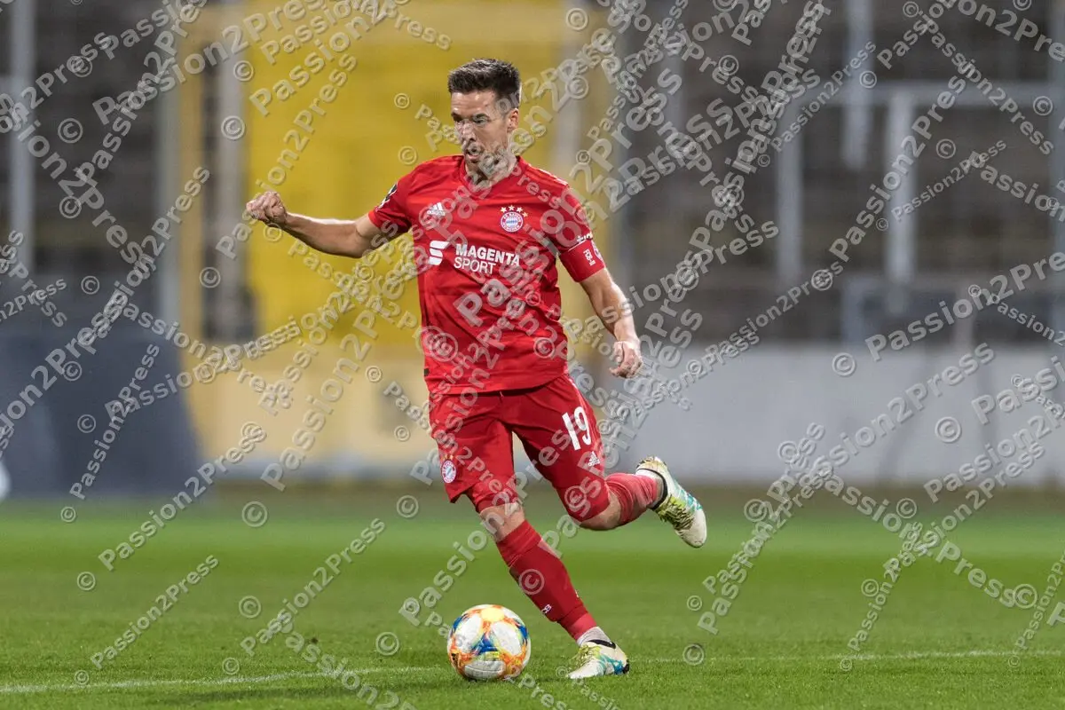 FCBIIHFC_20200217_0438