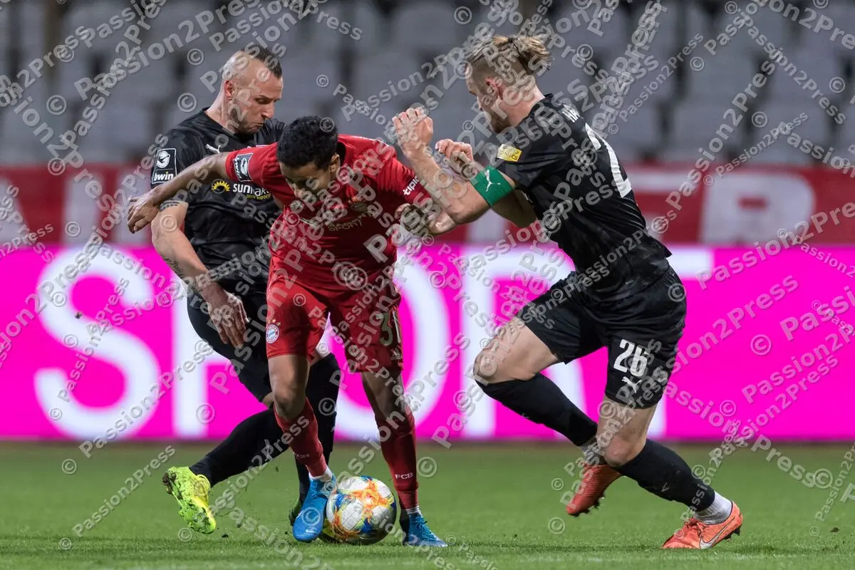 FCBIIHFC_20200217_0646