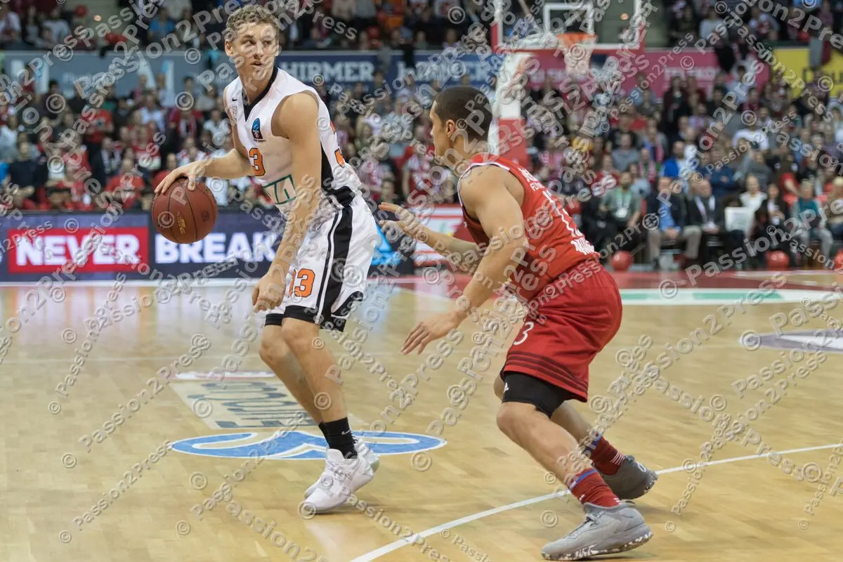 mf_FCBULM_20170201_0216