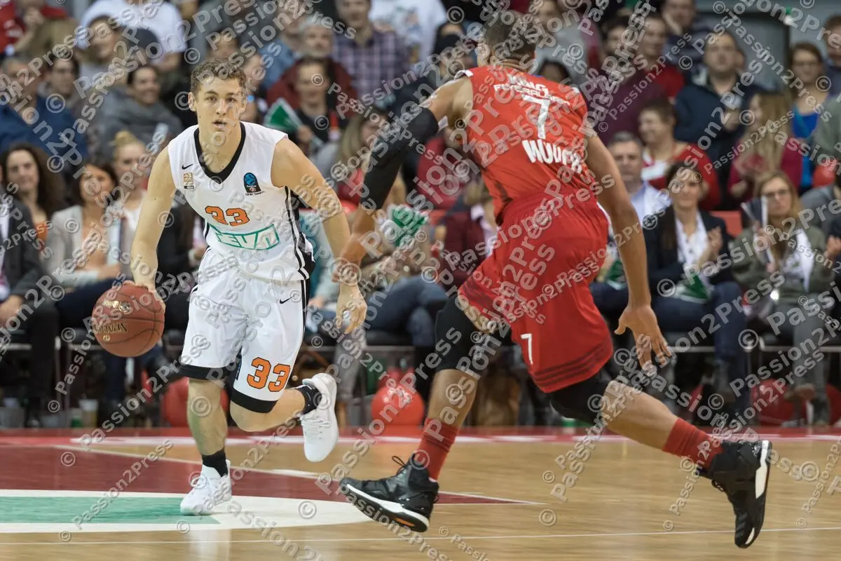 mf_FCBULM_20170201_0242