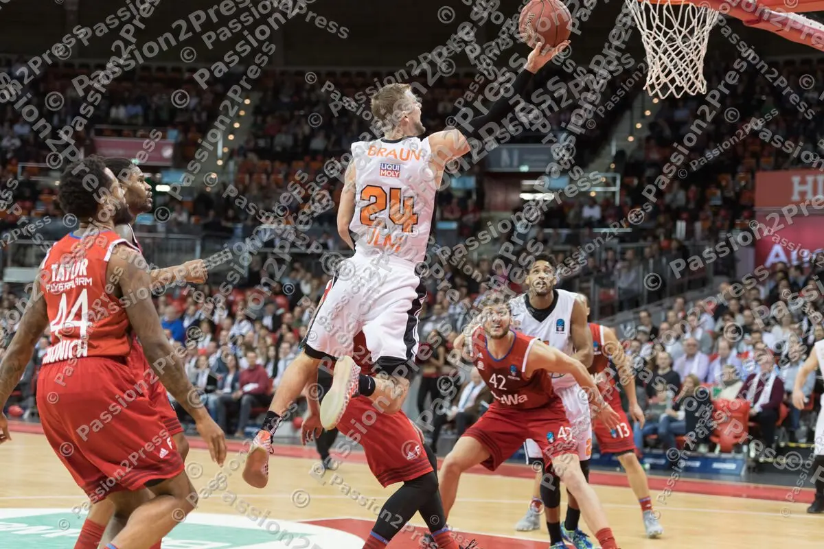 mf_FCBULM_20170201_0348