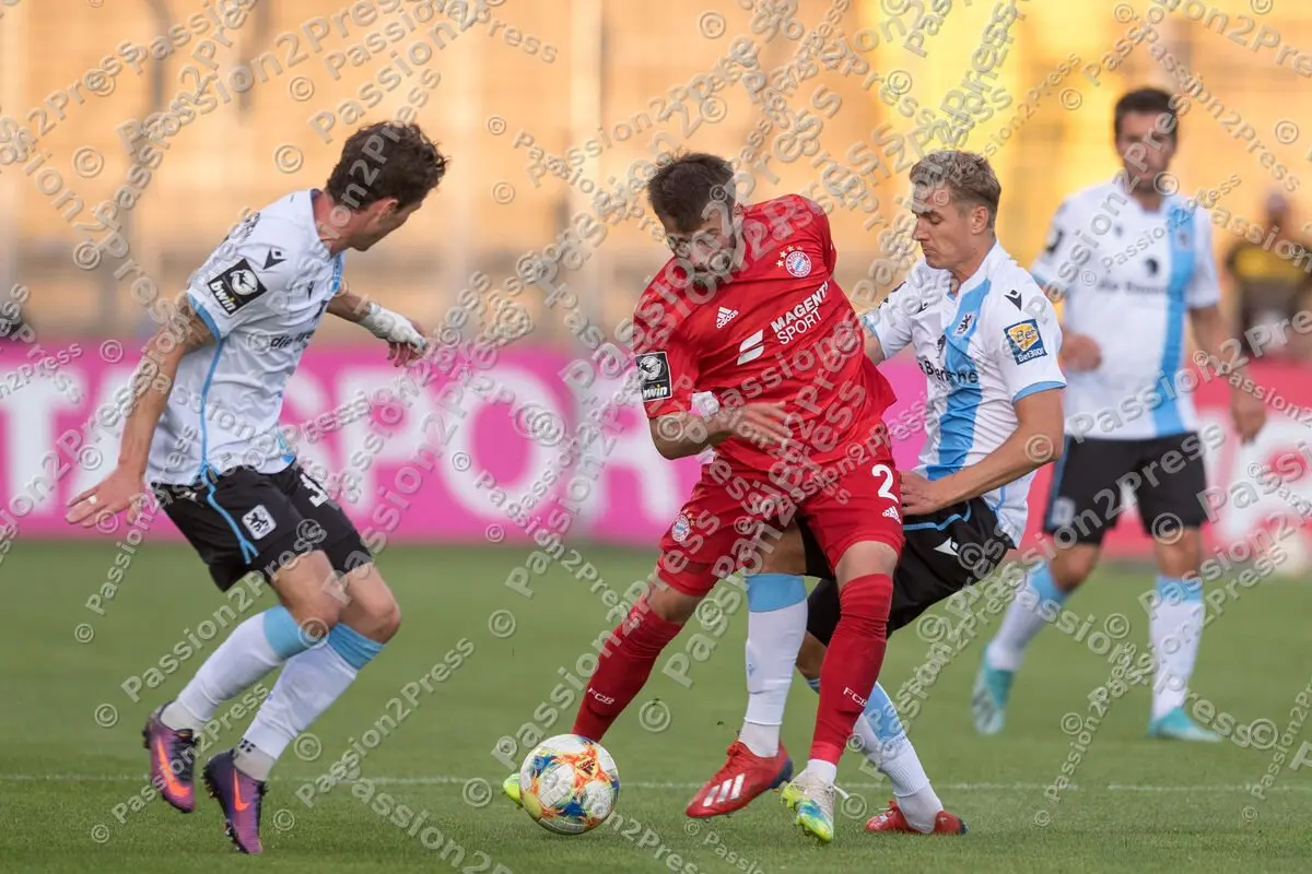 FCBII60_20200624_0298