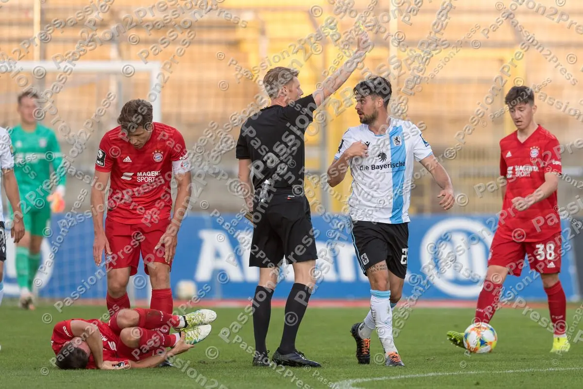 FCBII60_20200624_0373