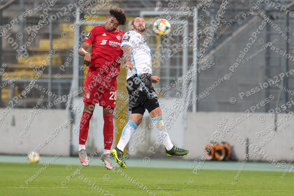 FCBII60_20200624_0666