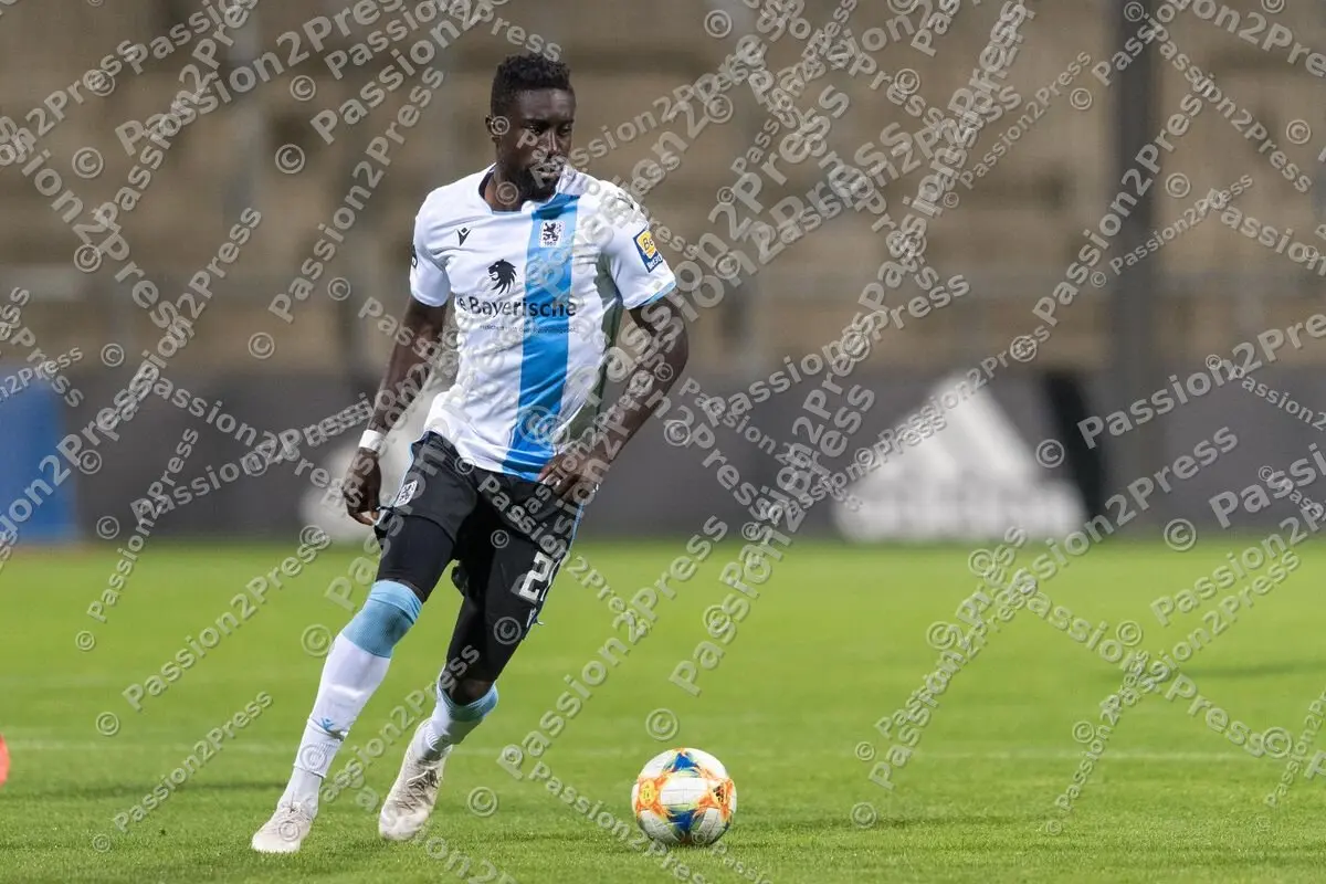 FCBII60_20200624_1190