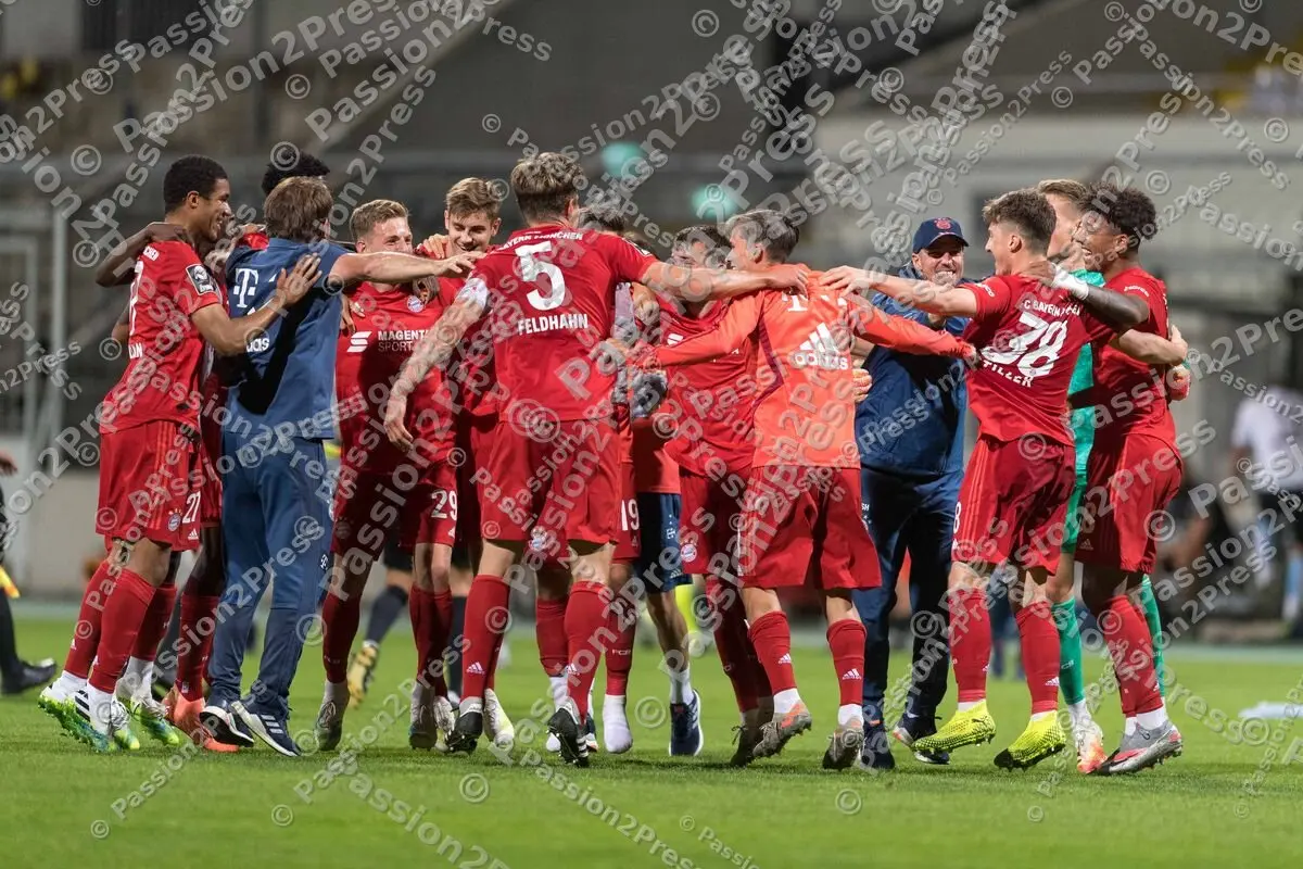 FCBII60_20200624_1493