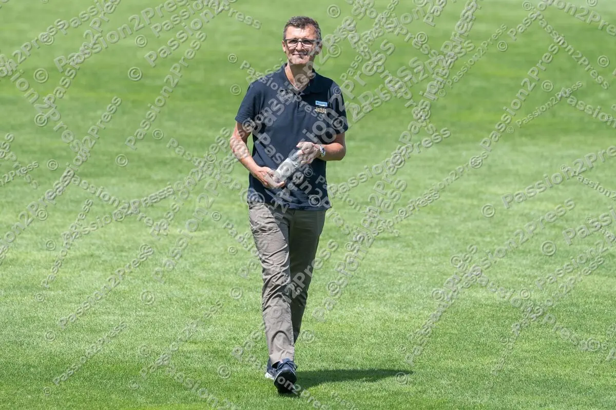 M60UHG_20200627_0160