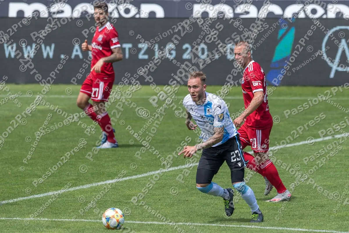 M60UHG_20200627_0460