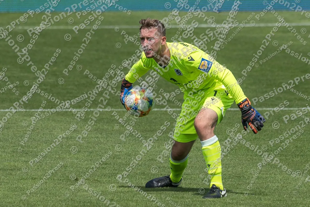 M60UHG_20200627_0602