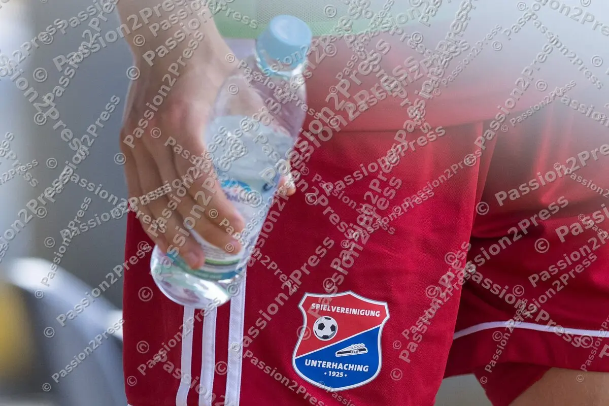 M60UHG_20200627_0765