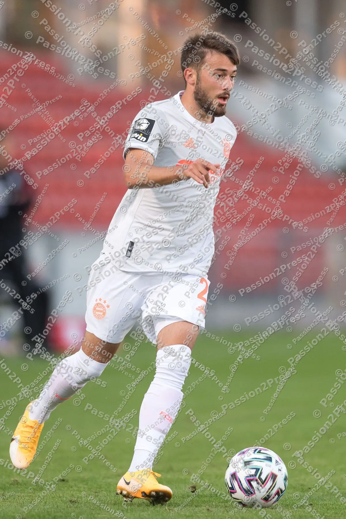 UHGFCB_20200911_0228