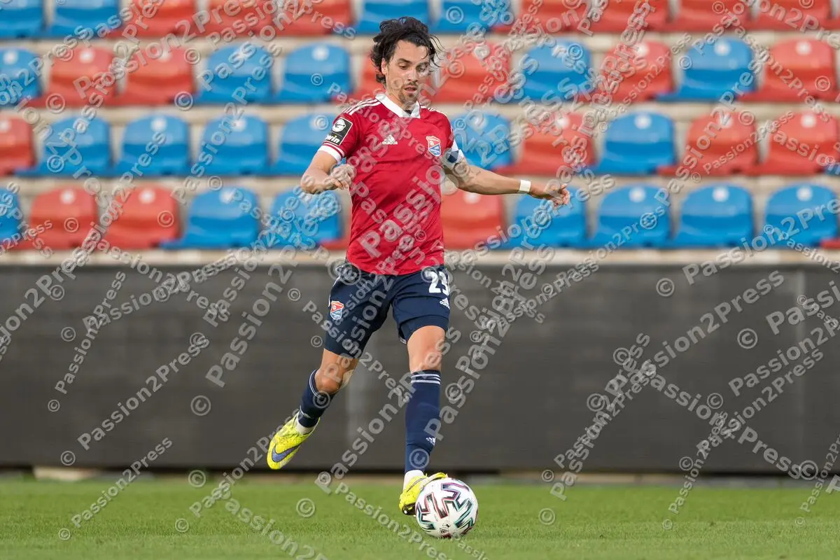 UHGFCB_20200911_0325