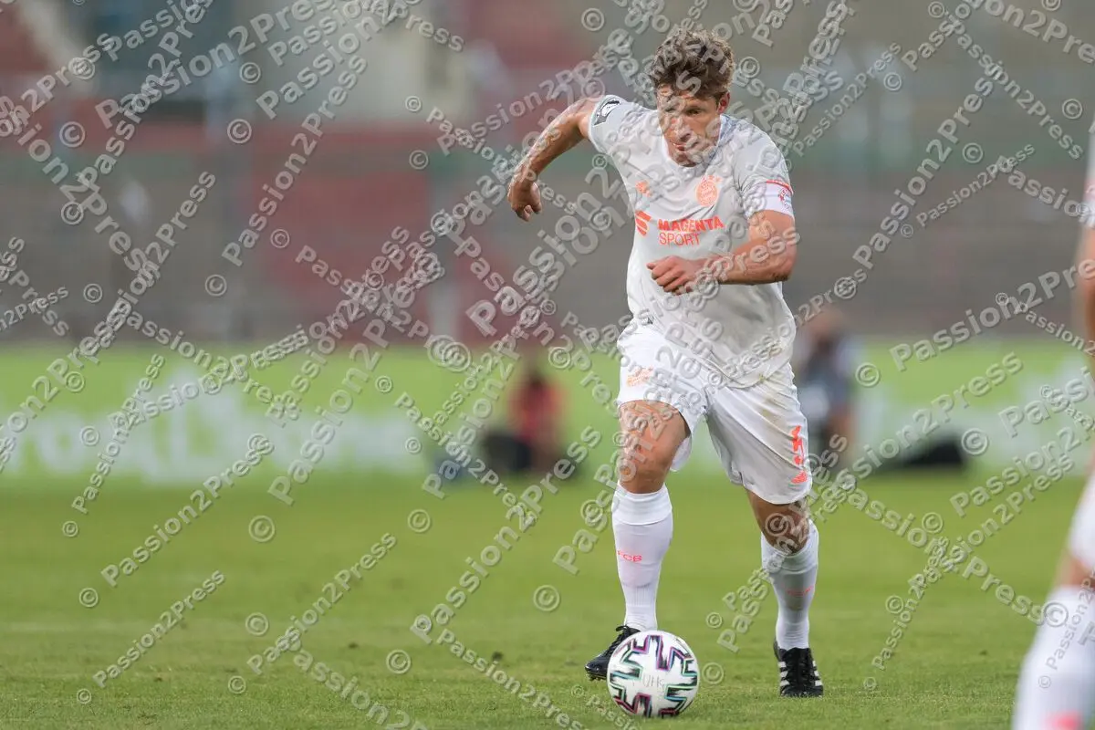 UHGFCB_20200911_0462