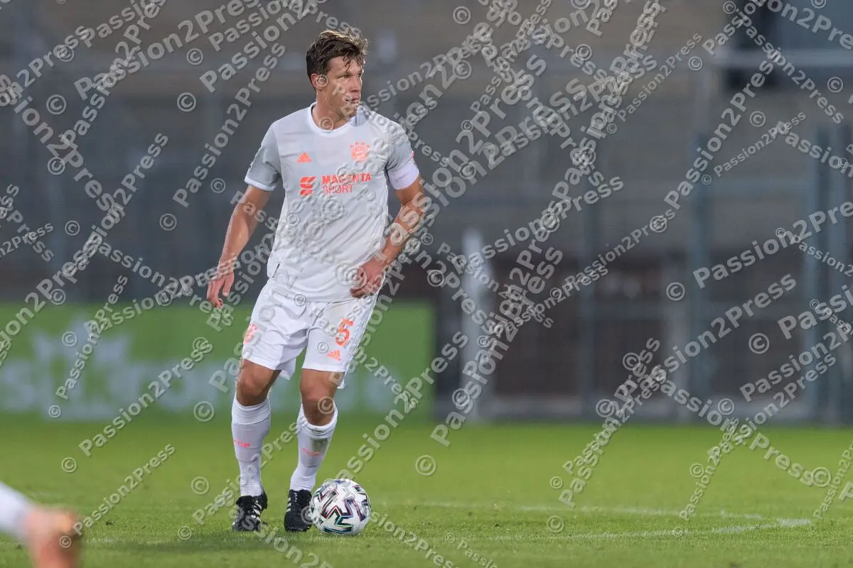 UHGFCB_20200911_0533