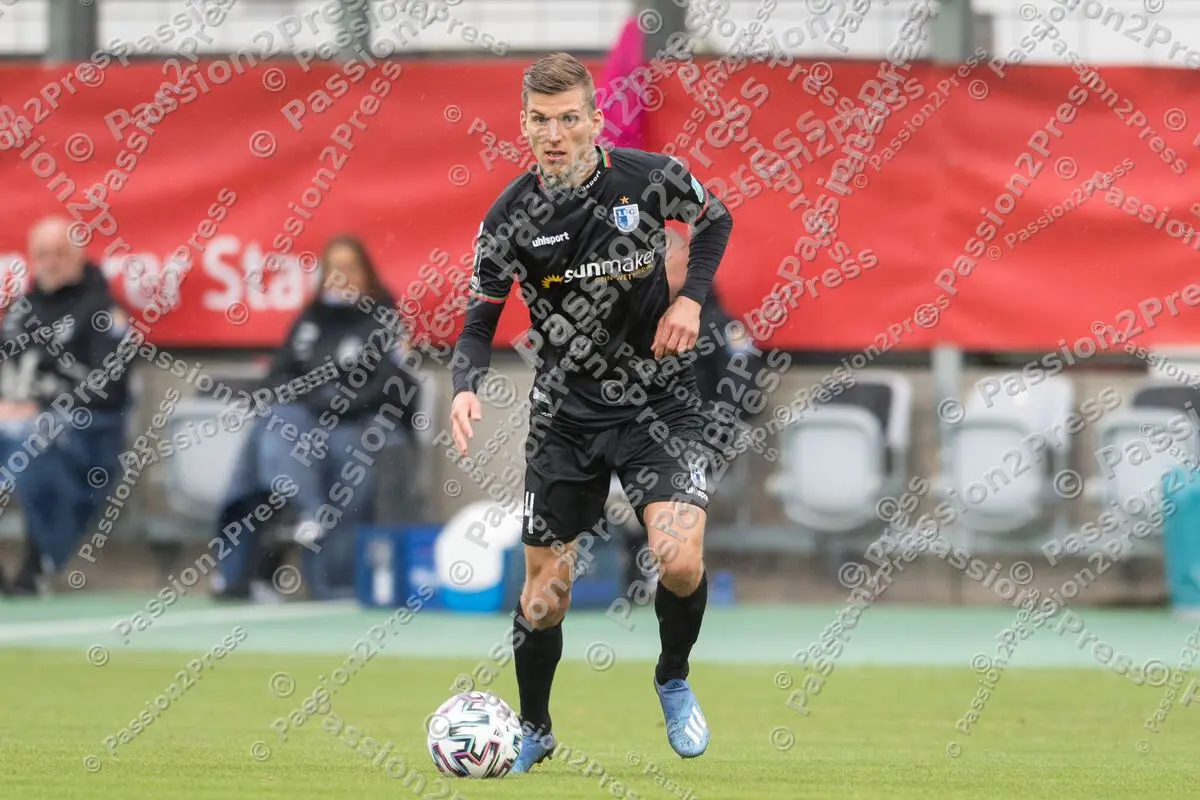 M60FCM_20200926_0069