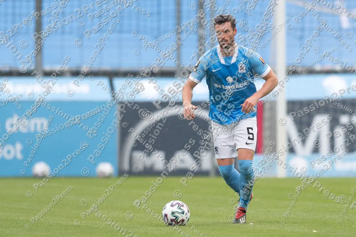 M60FCM_20200926_0327