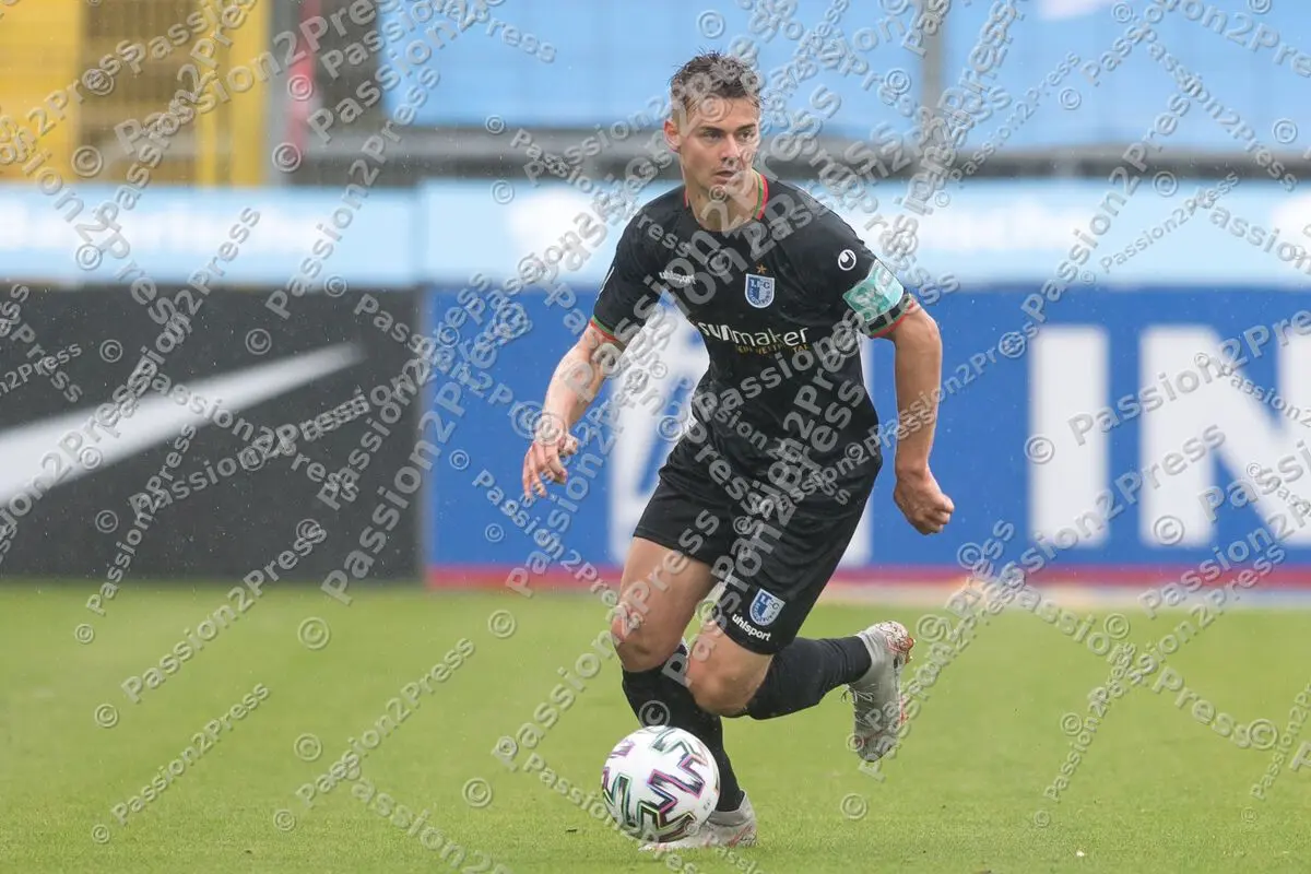 M60FCM_20200926_0717