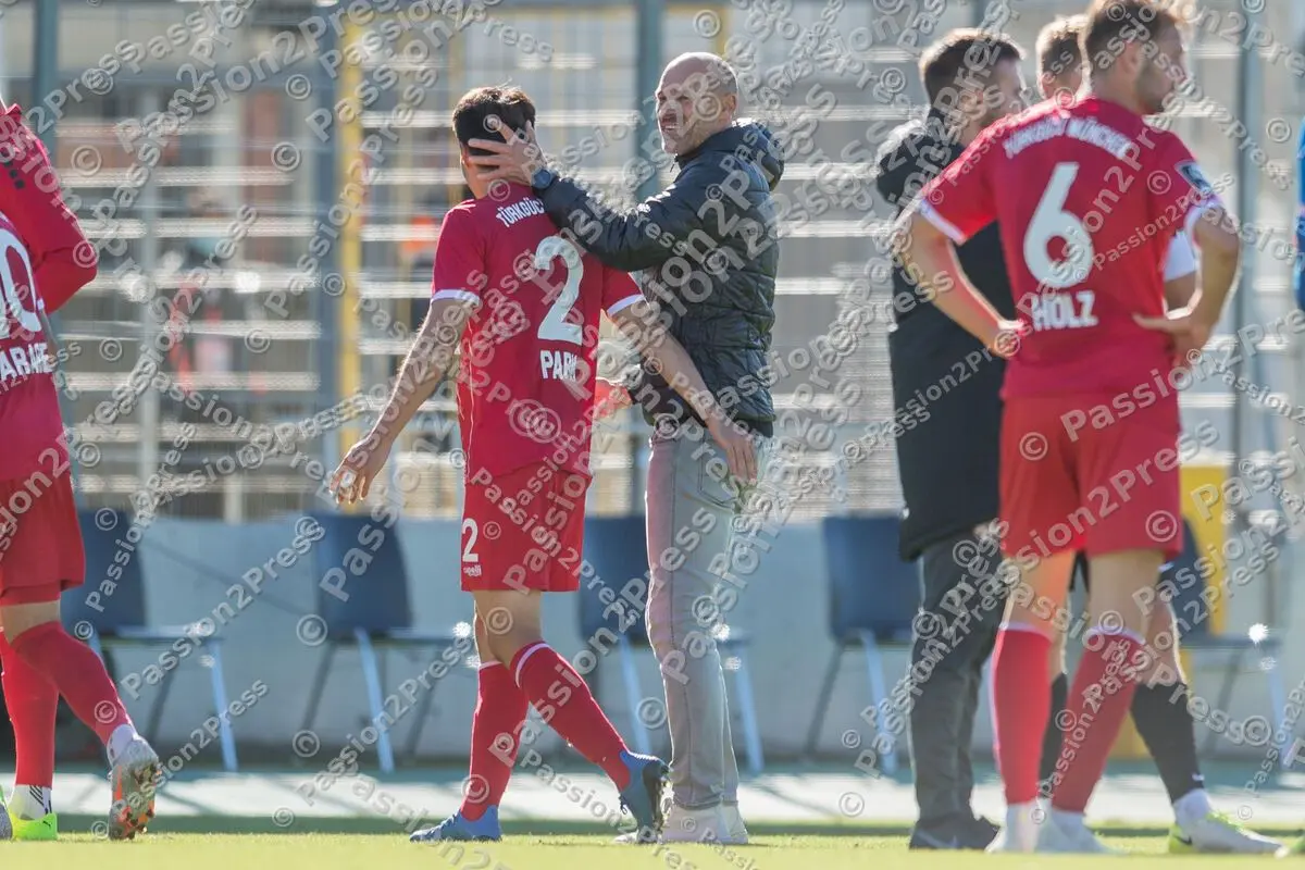 TGMFCK_20200927_2858