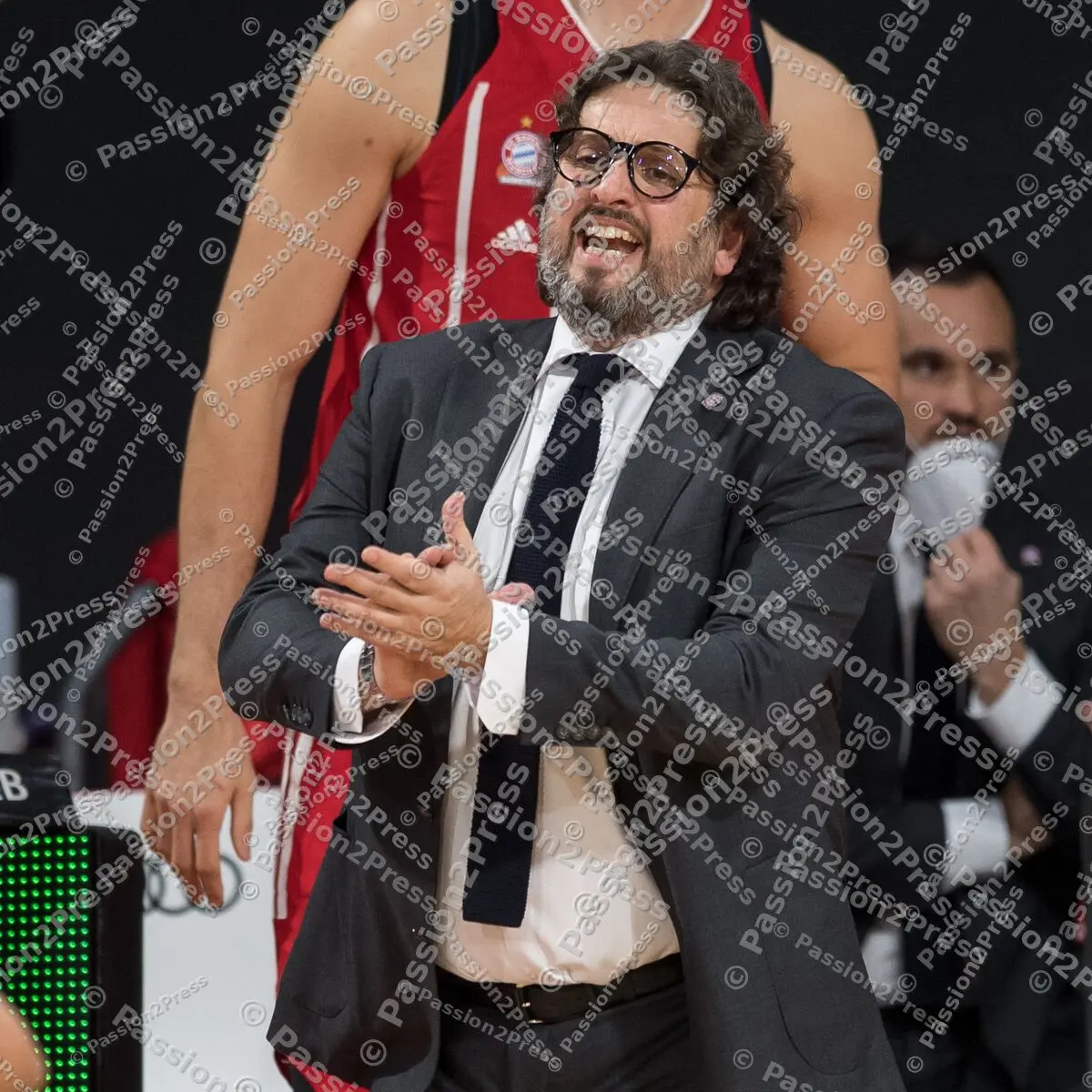 FCBLWB_20201122_0201