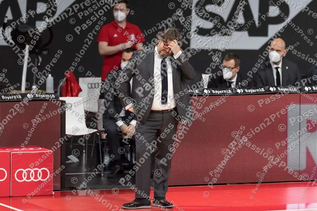 FCBLWB_20201122_0440