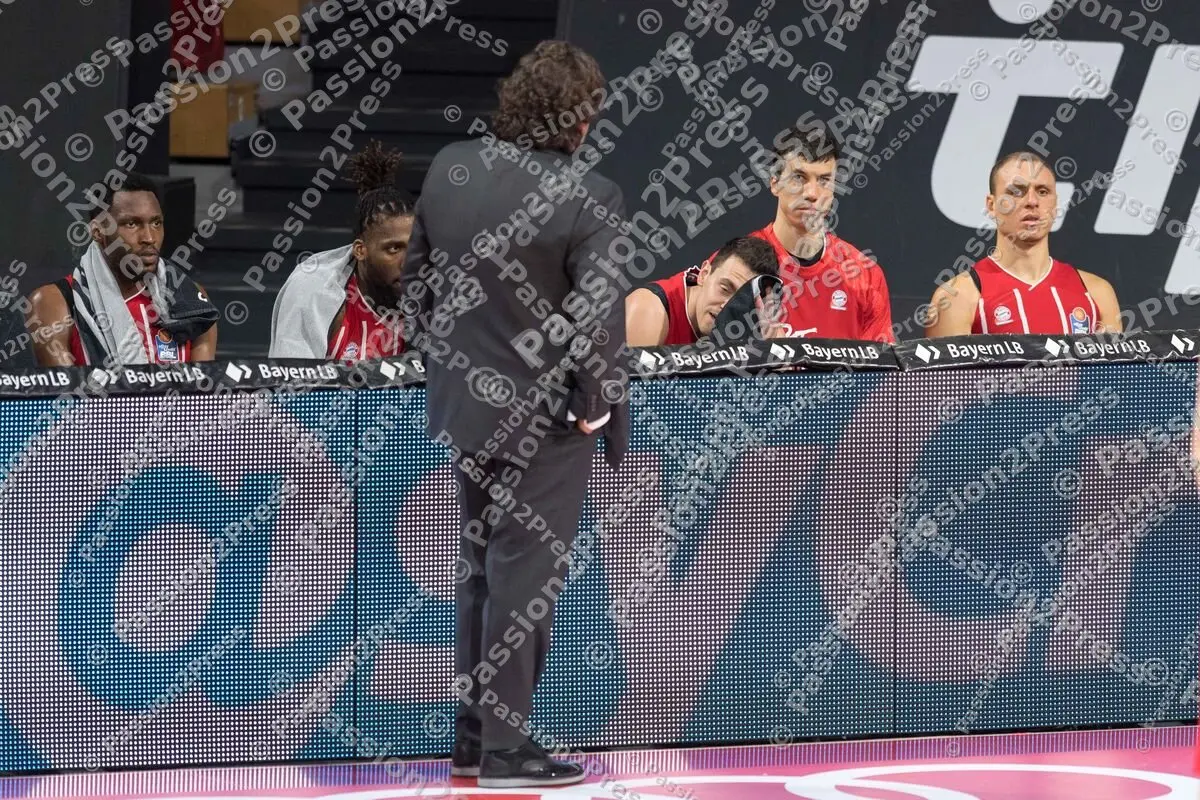 FCBLWB_20201122_0448