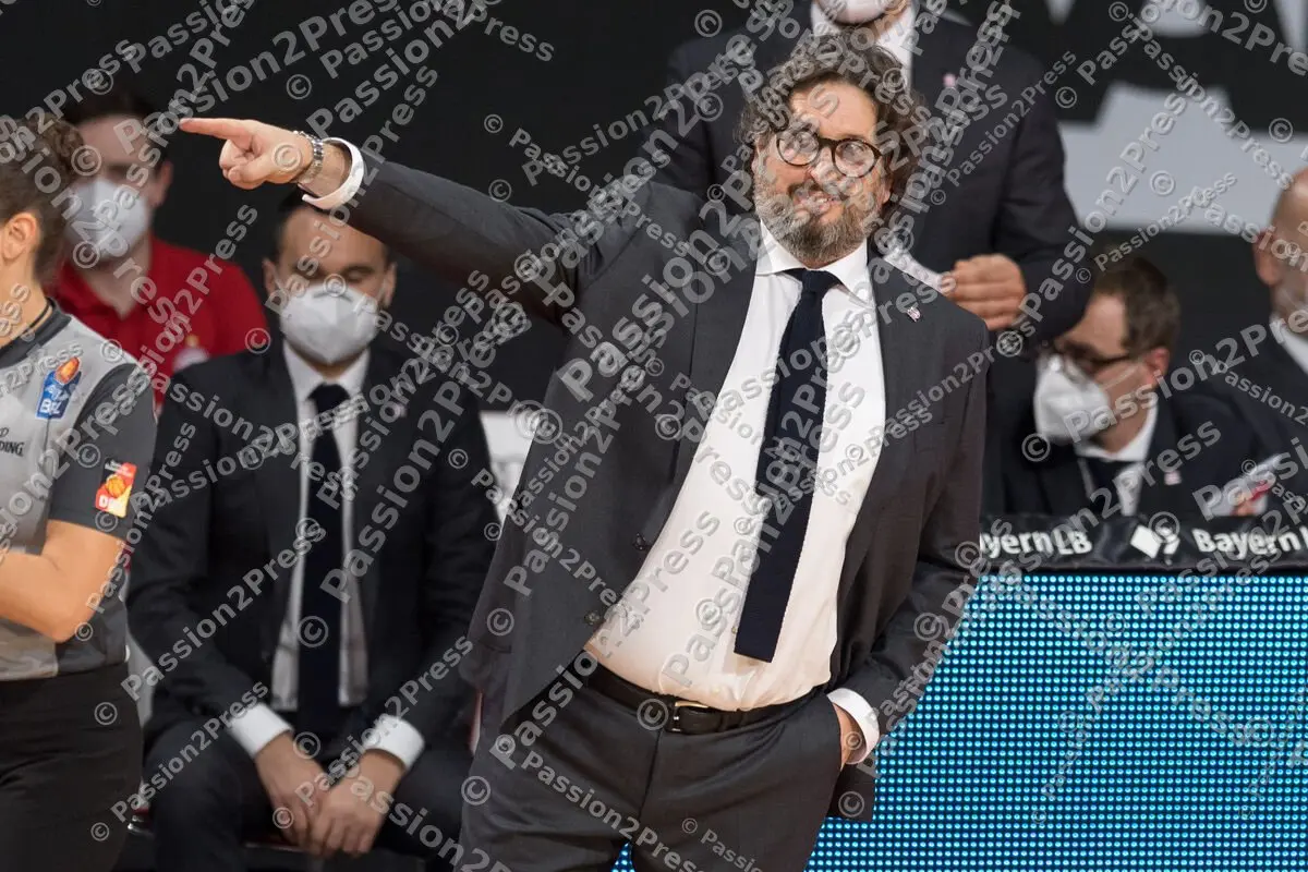 FCBLWB_20201122_0552