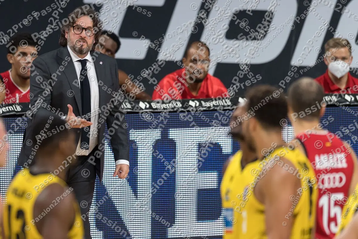 FCBLWB_20201122_0922