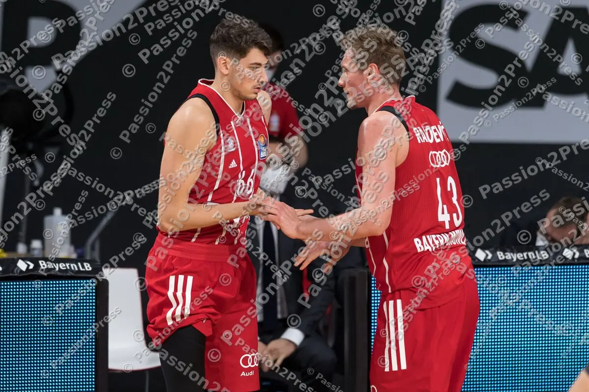 FCBLWB_20201122_1061