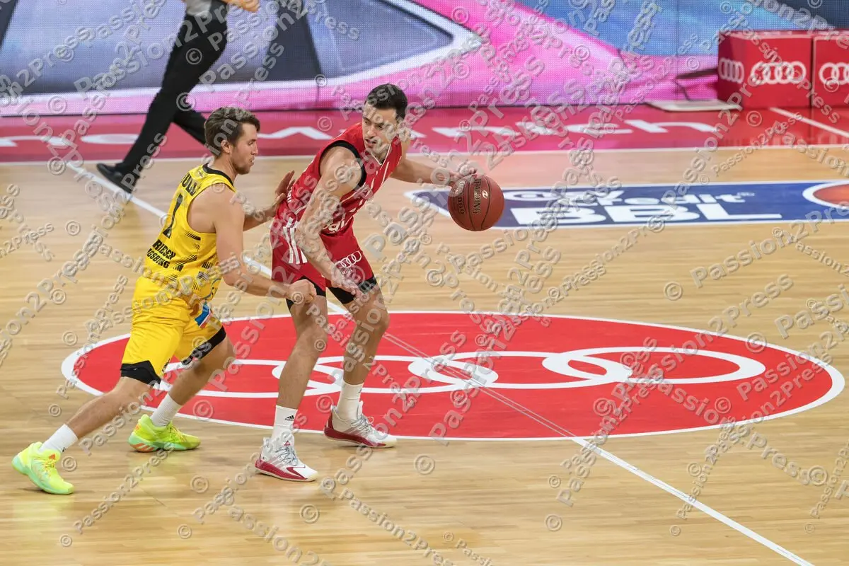 FCBLWB_20201122_1097