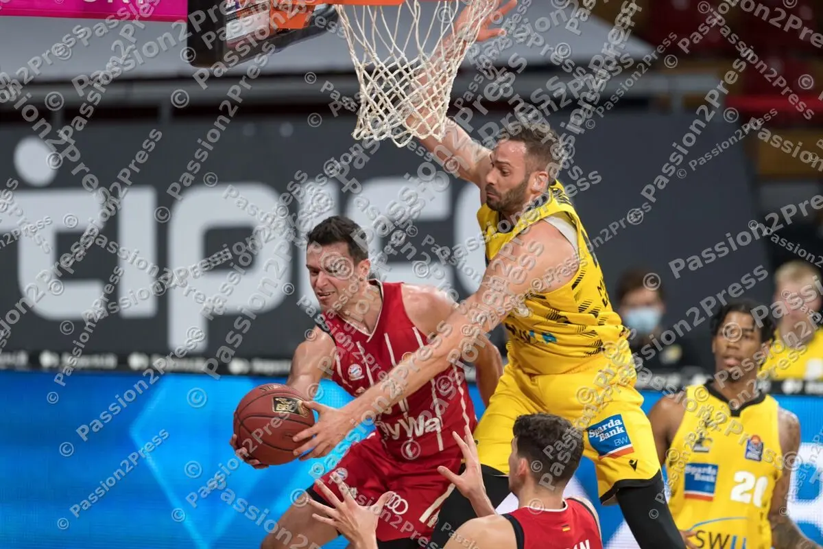 FCBLWB_20201122_1214