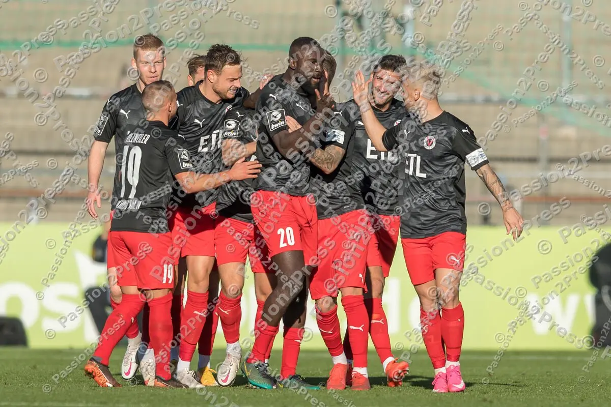 UHGVIK_20201122_0226