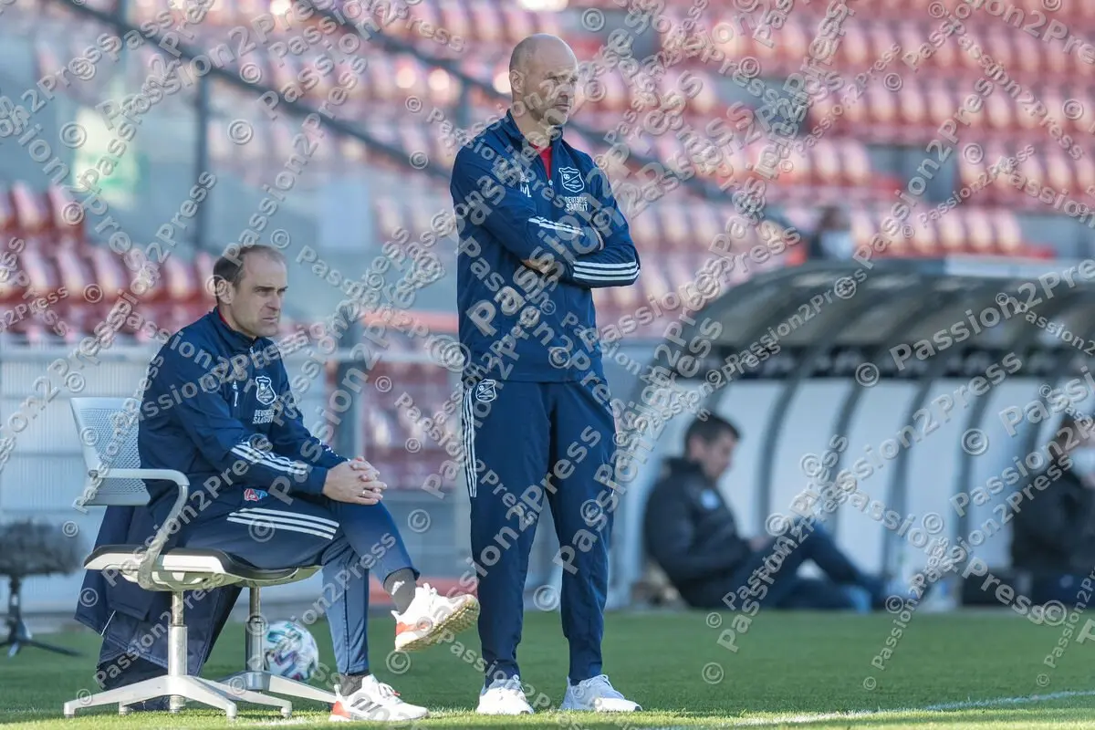 UHGVIK_20201122_0257