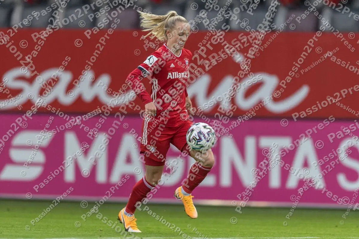 FCBB04_20201206_0982-2