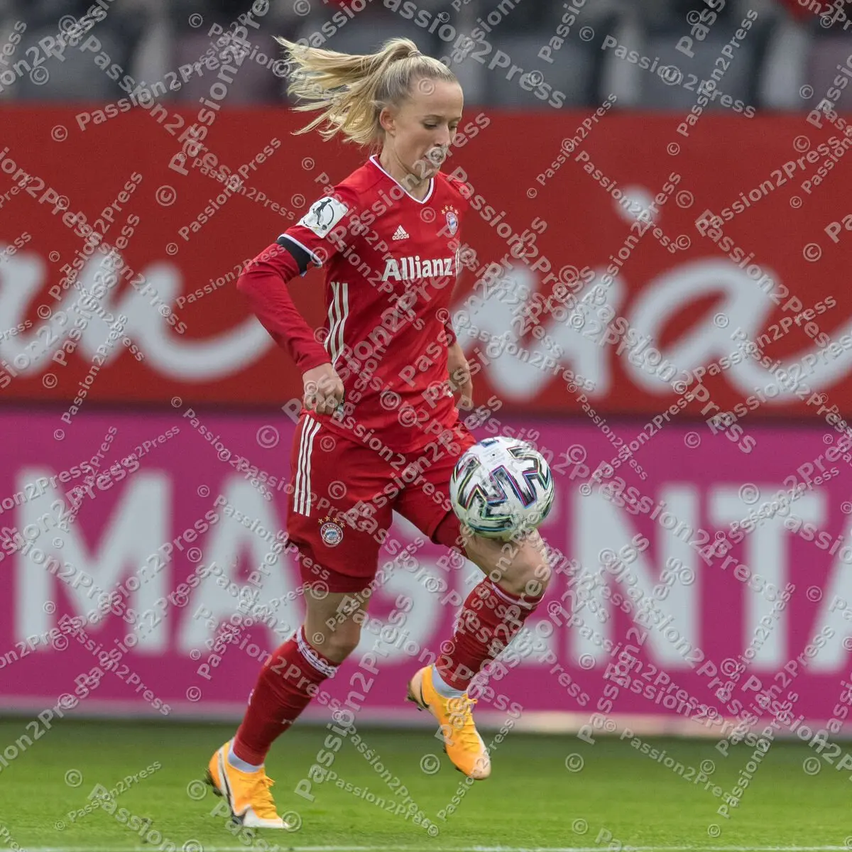 FCBB04_20201206_0982