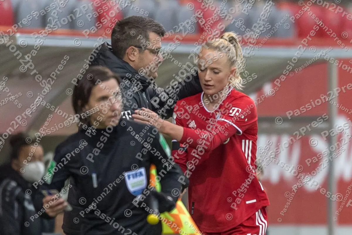 FCBB04_20201206_1087