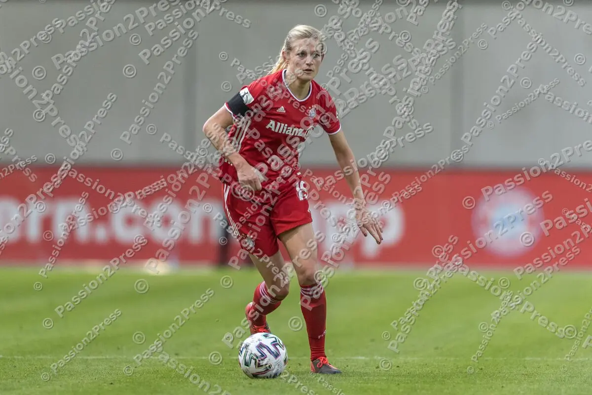 FCBB04_20201206_1133