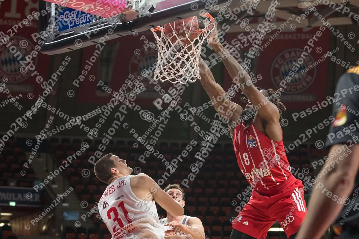 FCBBG46_20201213_0704