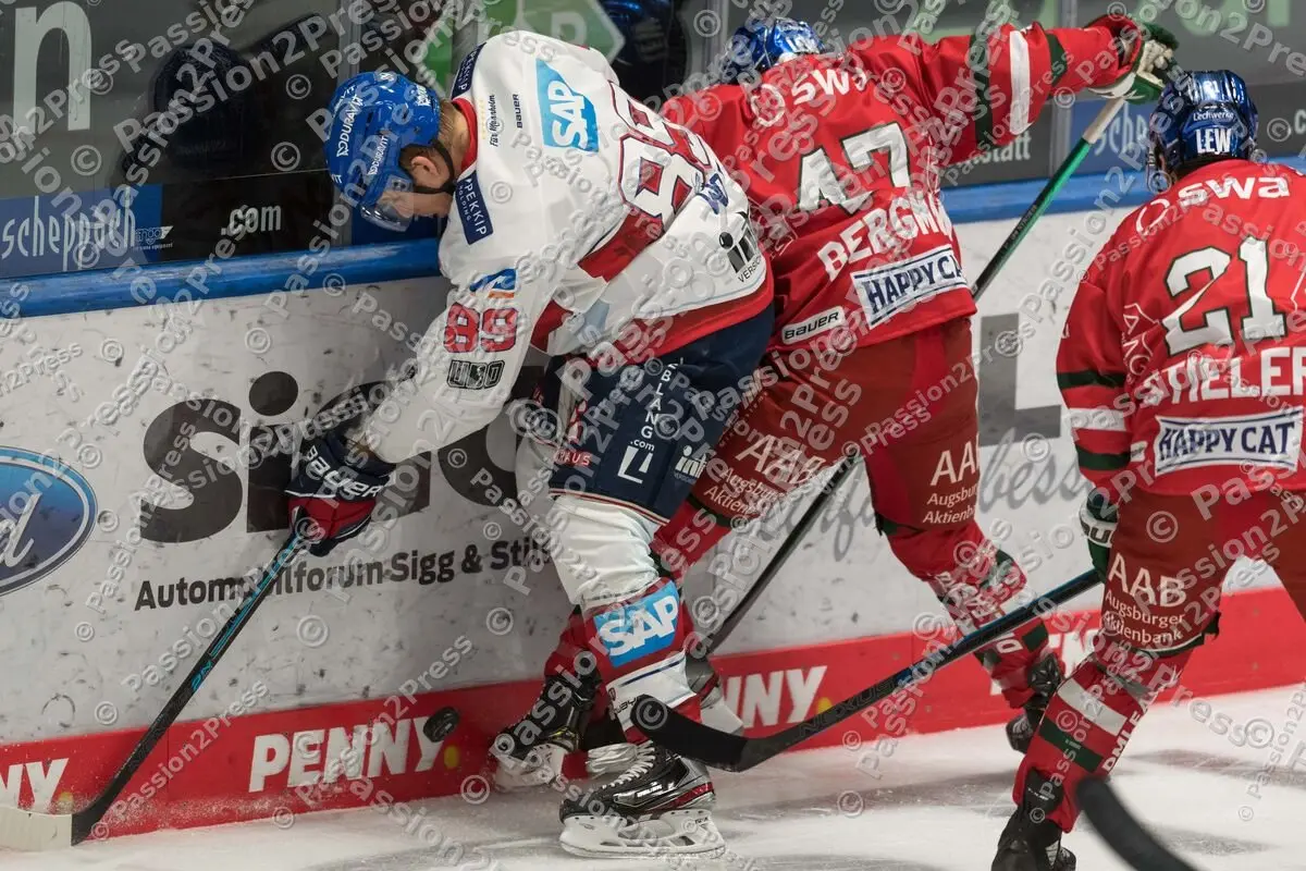 AEVMERC_20210204_0266