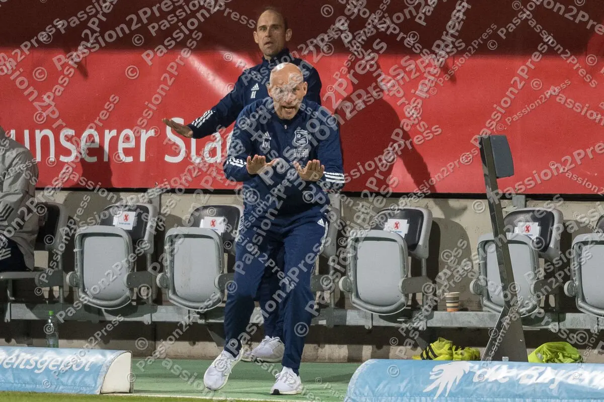 M60UHG_20210226_0322