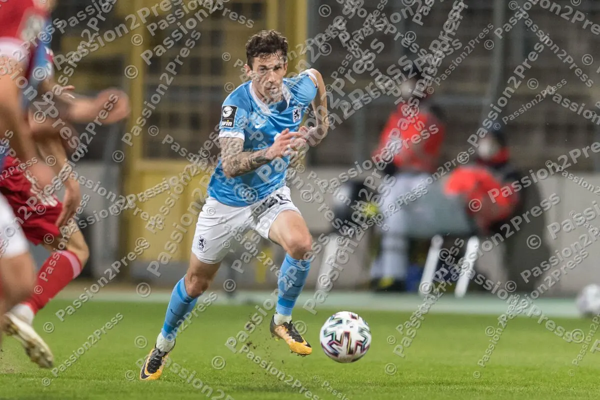 M60UHG_20210226_0442