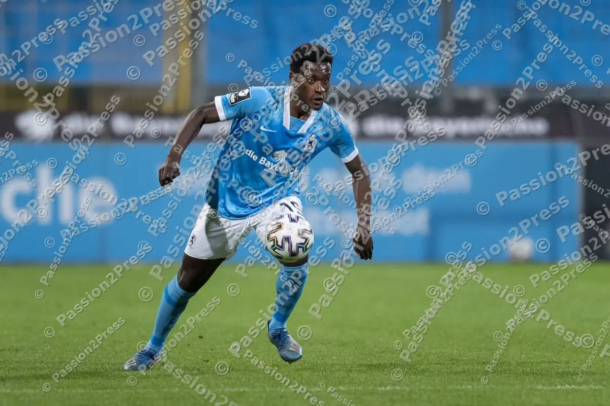 M60UHG_20210226_0628