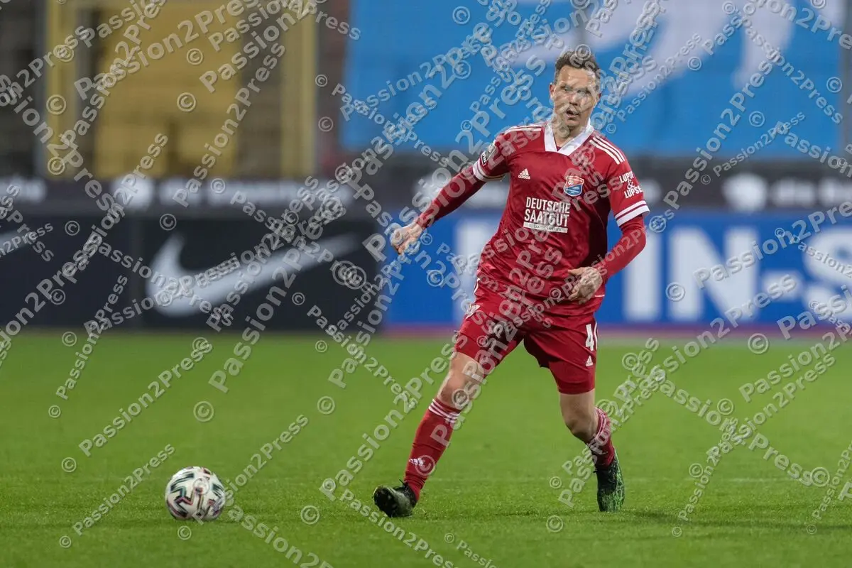 M60UHG_20210226_0927