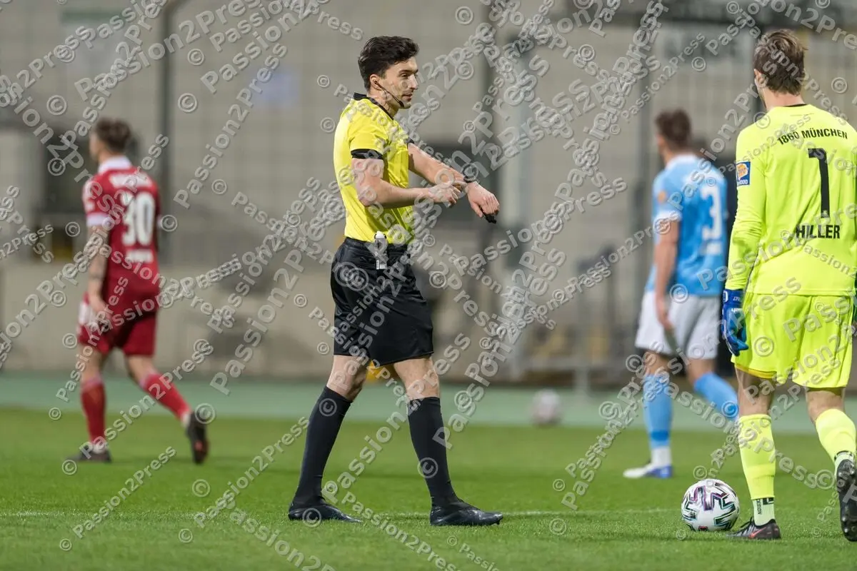 M60UHG_20210226_0948