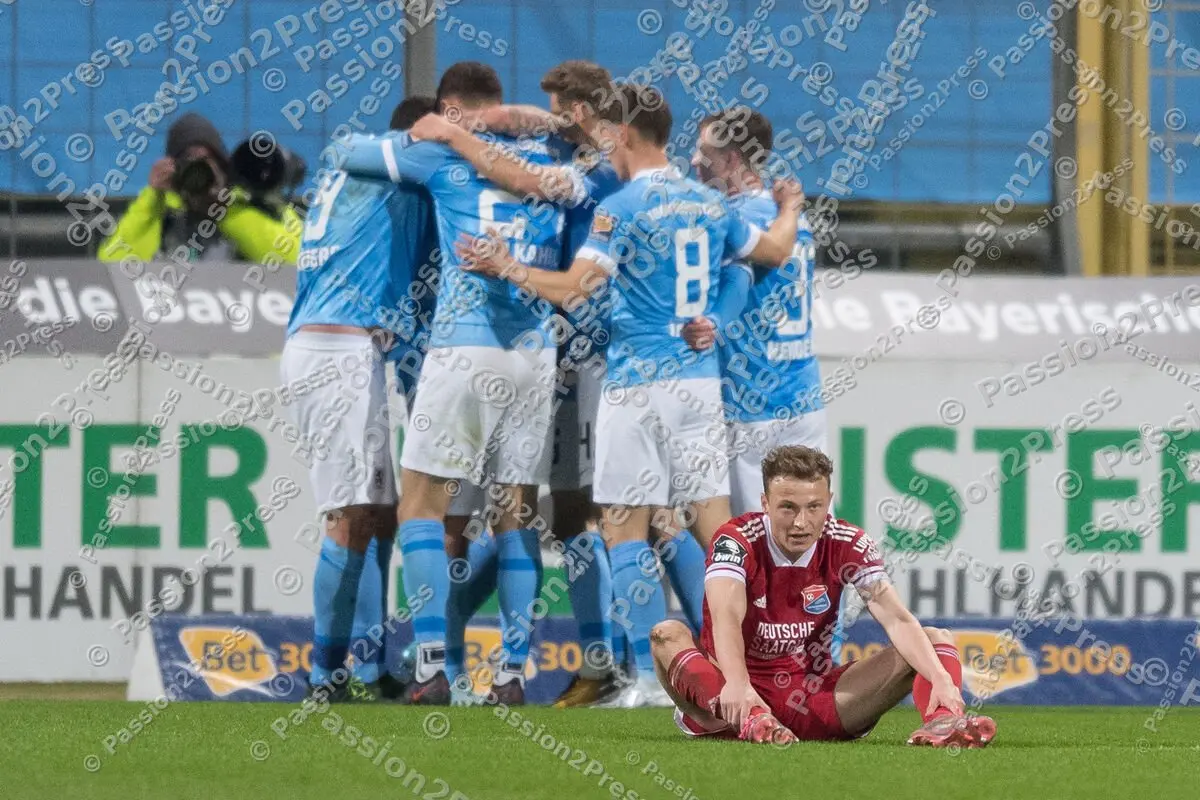 M60UHG_20210226_1013