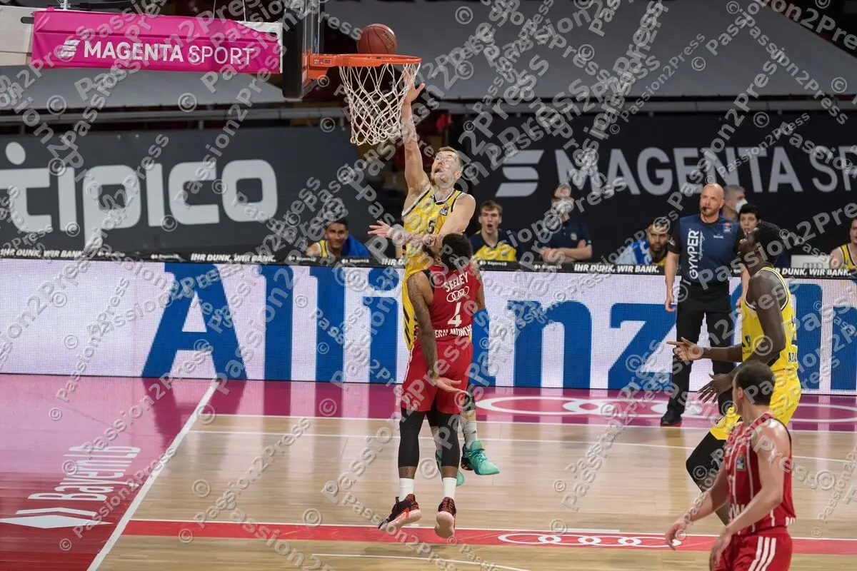 FCBBAB_20210425_0501-2