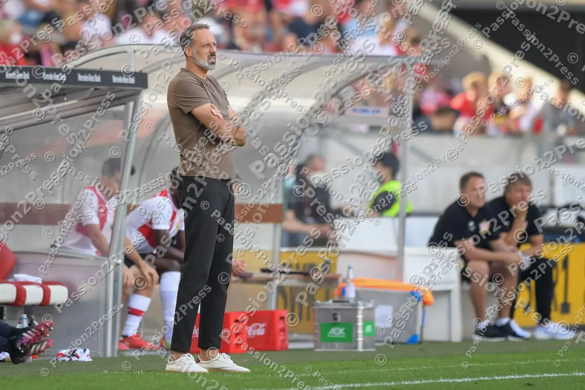 VFBB04_20210919_1192