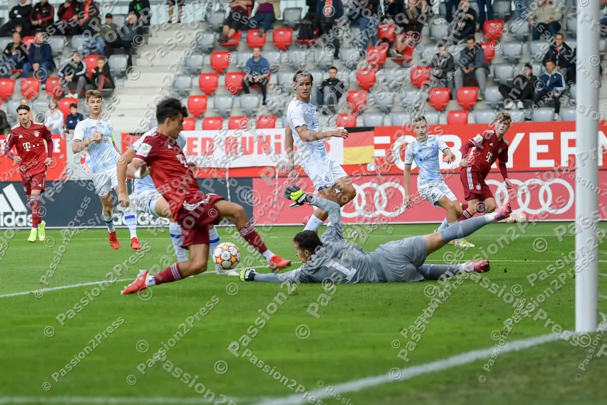 FCBDKU19_20210929_0137