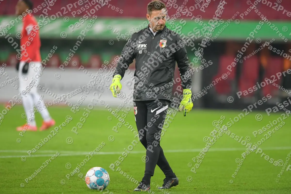 FCAFCB_20211119_0218